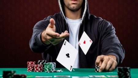 Downswing Poker là gì? Cách xử lý Downswing hiệu quả